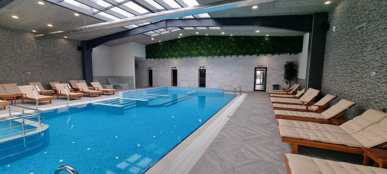 Spa Kompleks Raiski Kat Motell Dimitrovgrad  Exteriör bild